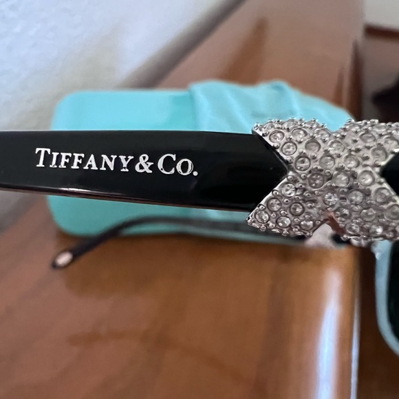 Authentic Tiffany Sunglass model TF4108-B - Picture 3 of 6